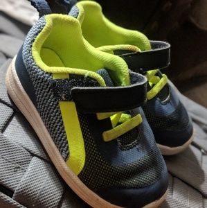 Toddler shoes